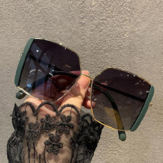 Lunettes de soleil oversize carrées en métal – Vert et or