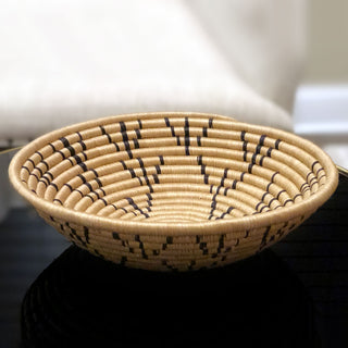 HANDWOVEN PLATE / WALL DECOR MADE WITH SISAL image 0