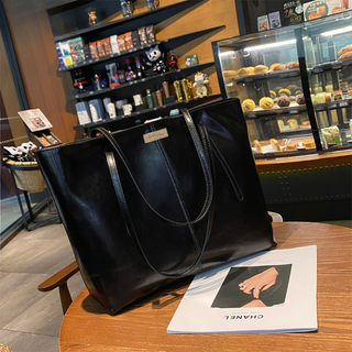 Stylish Tote Handbag (Black)